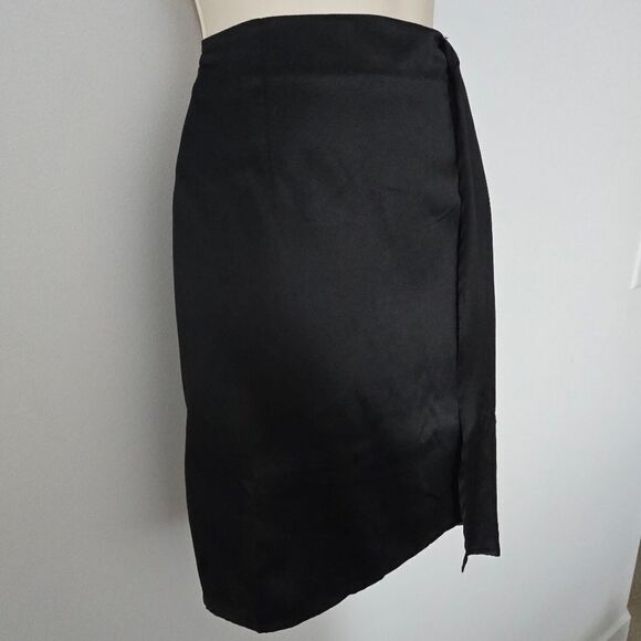 Vero Moda Kayla Asymmetric Mini Skirt NWOT - Picture 7 of 11